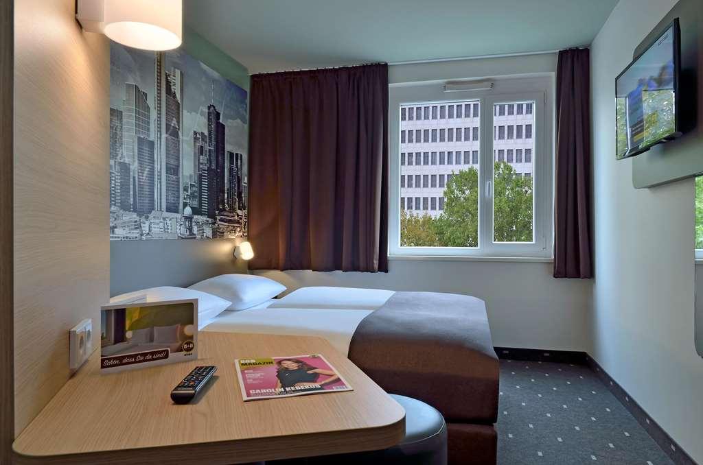 B&B Hotel Frankfurt-West Eschborn Værelse billede