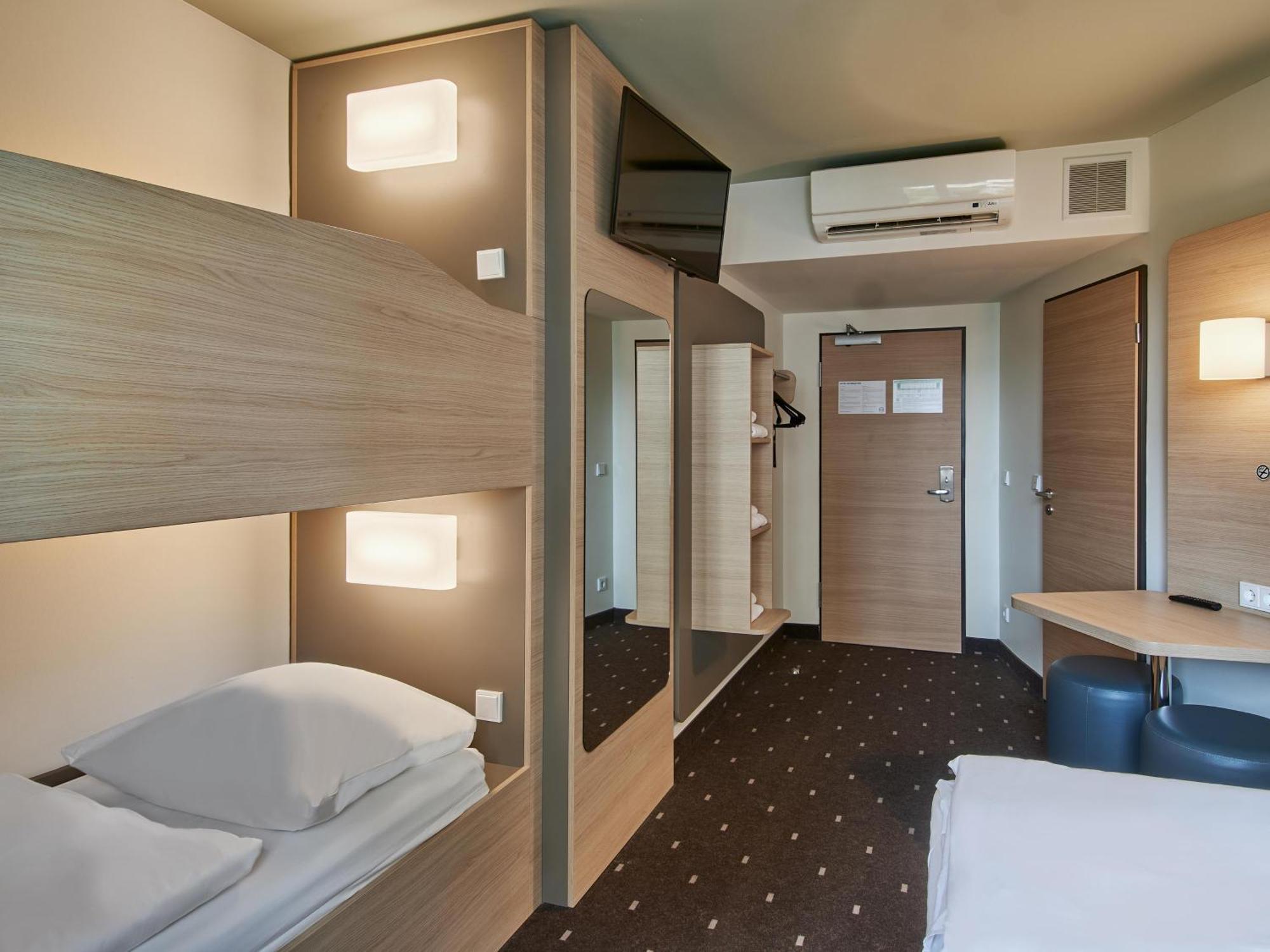 B&B Hotel Frankfurt-West Eschborn Eksteriør billede