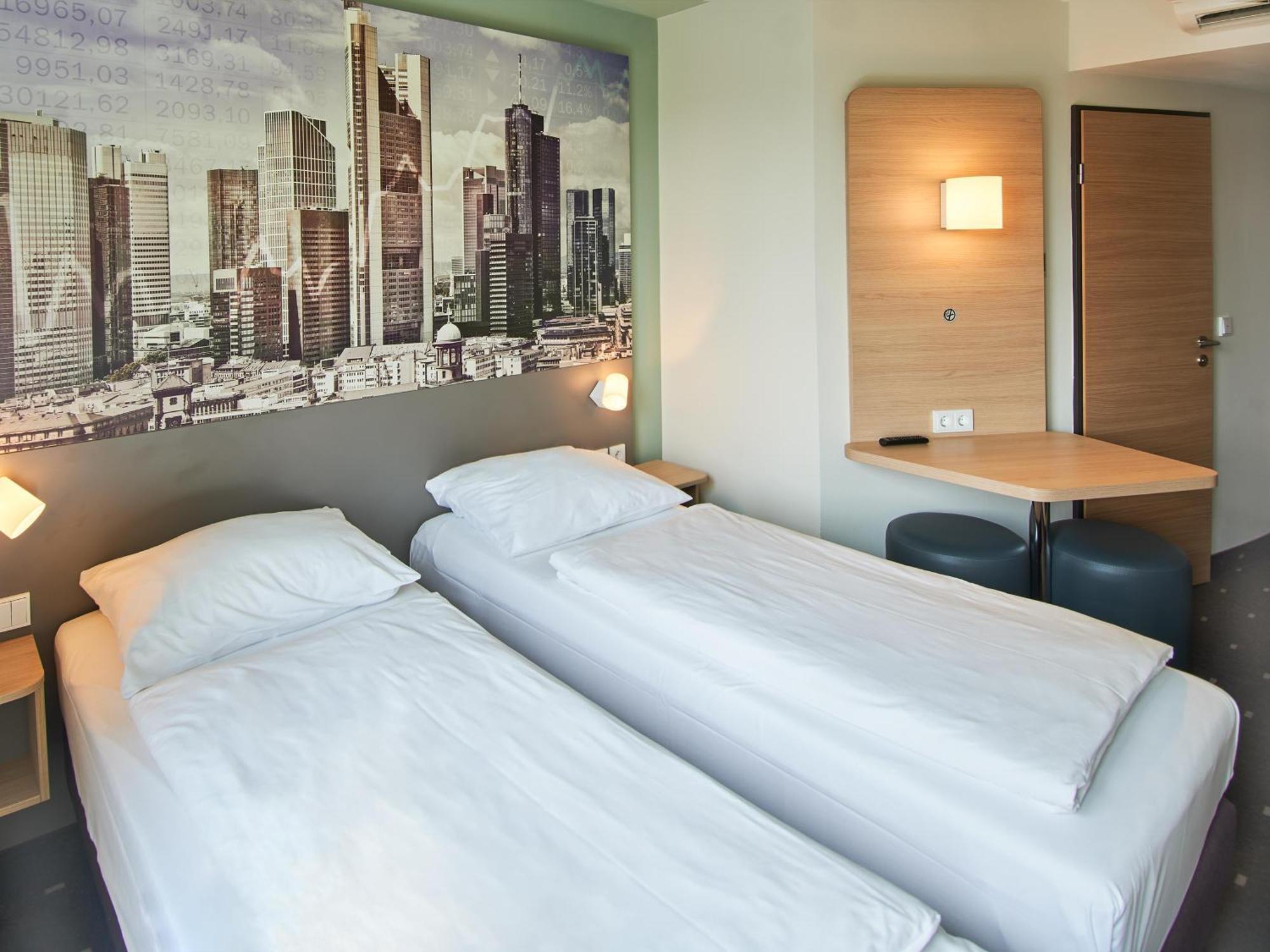 B&B Hotel Frankfurt-West Eschborn Eksteriør billede