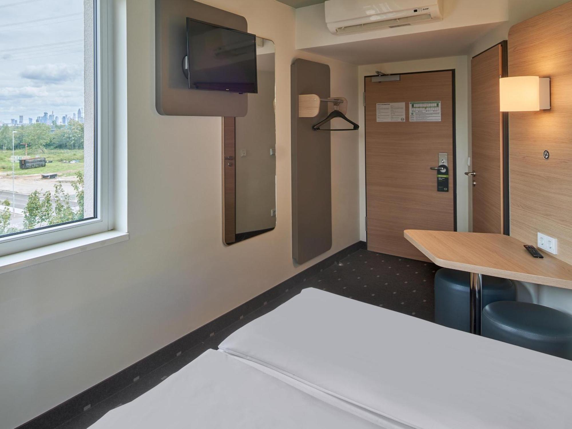 B&B Hotel Frankfurt-West Eschborn Eksteriør billede