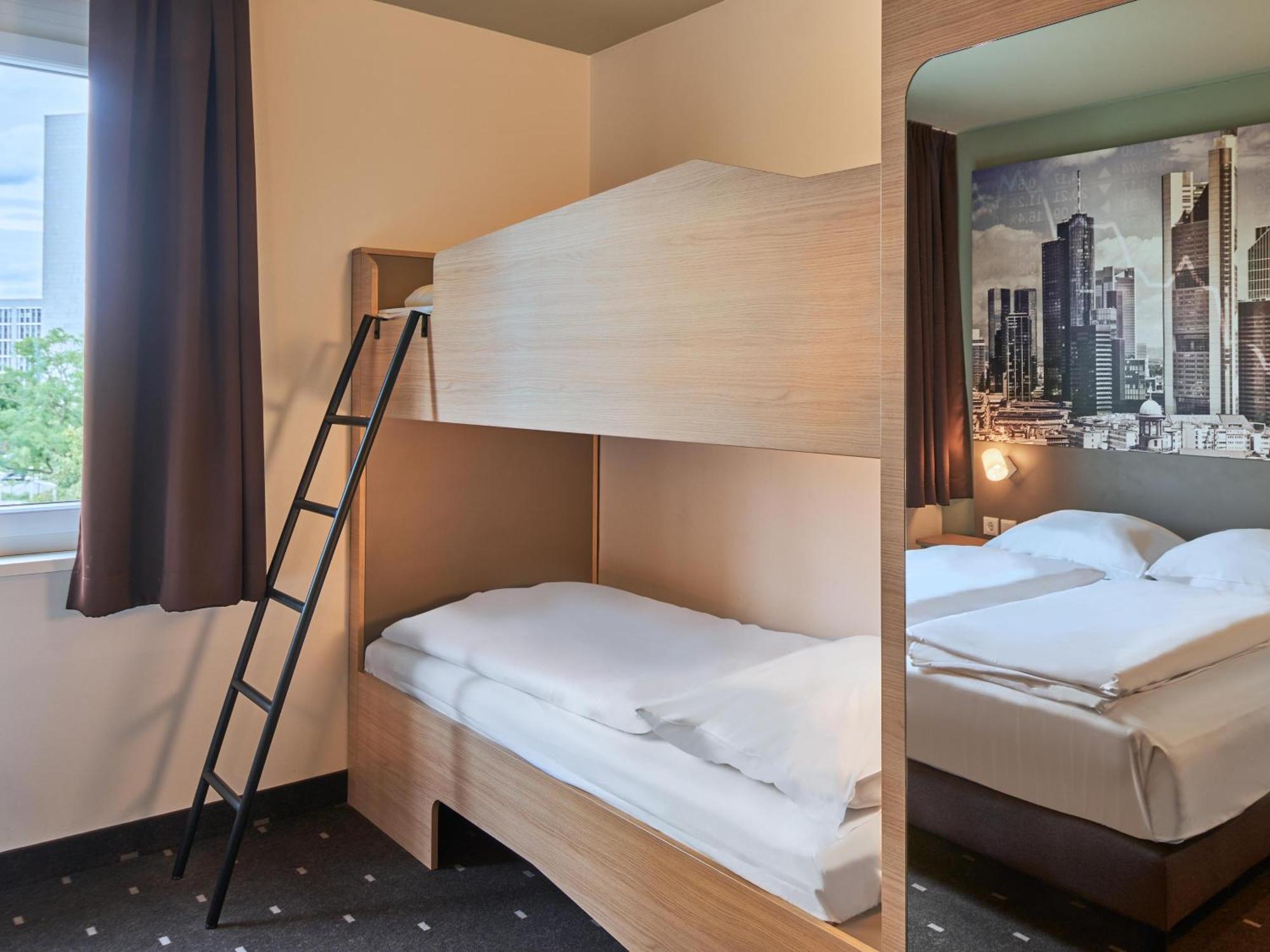 B&B Hotel Frankfurt-West Eschborn Eksteriør billede
